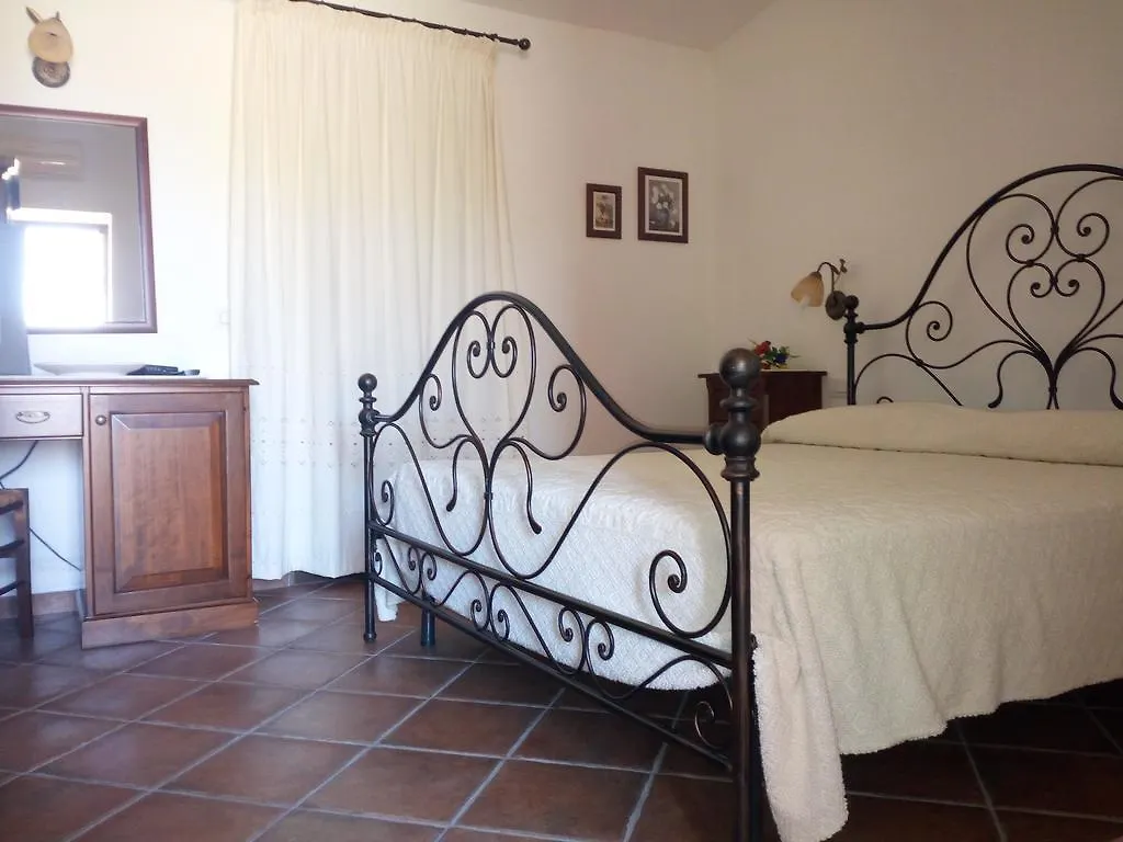 Turismo Rurale L'Agliuledda 0*, Sant'Antonio di Gallura